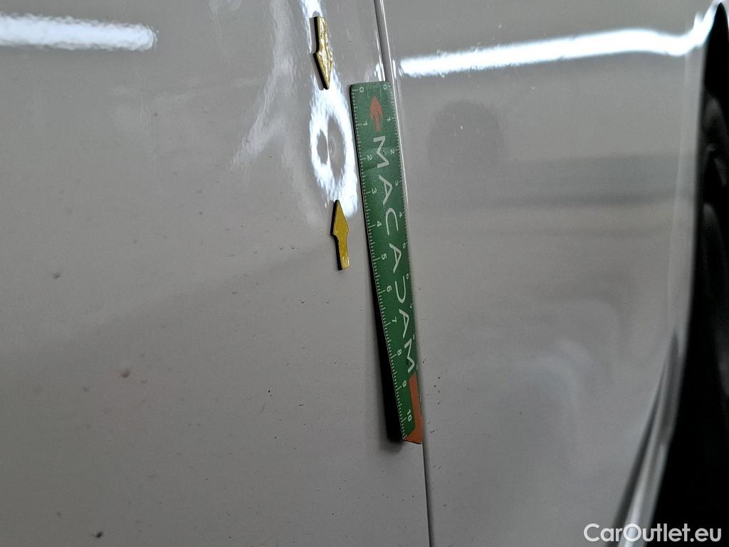  Peugeot  208  Affaire Premium 1.5 HDi 100CV BVM5 E6dT #13