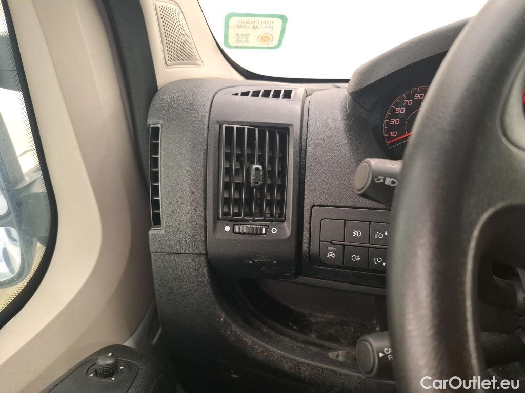  Peugeot  Boxer PEUGEOT  / 2014 / 4P / Fourgon tôlé BlueHDi 120 S&S ASPHALT 330 L2H2 #10