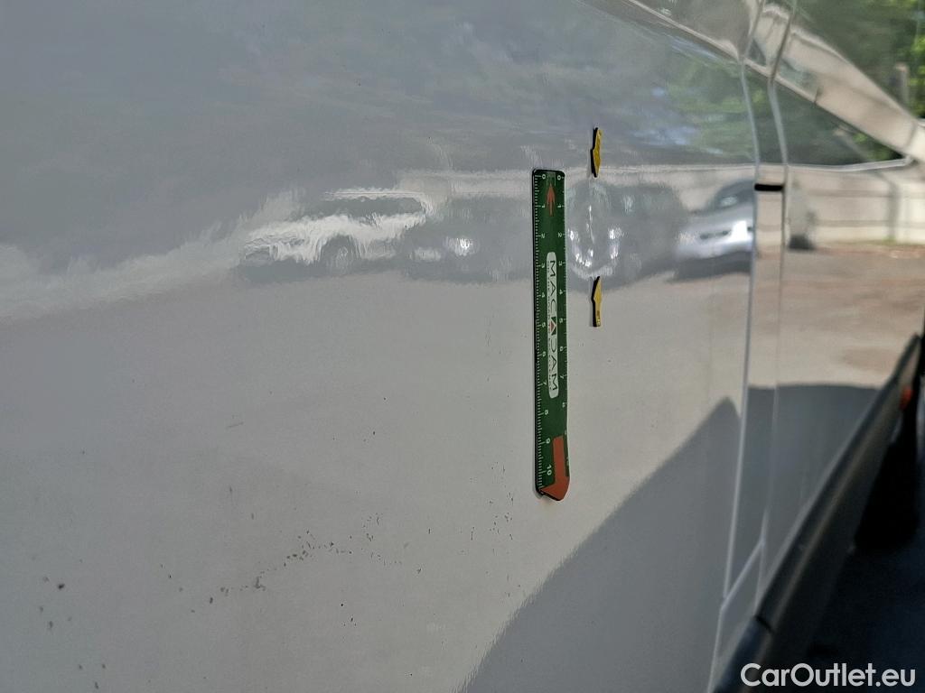  Peugeot  Boxer PEUGEOT  VU 4p Fourgon 2.0 BLUEHDI 130 S&S PREMIUM 335 L3H2 #21