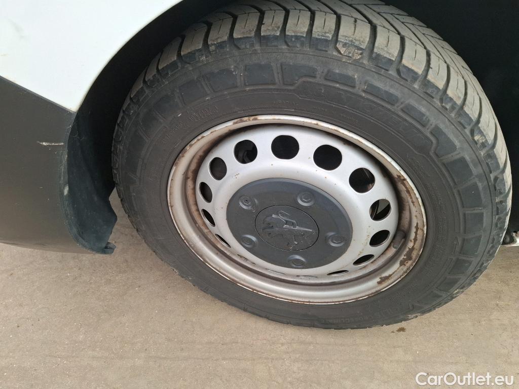  Peugeot  Expert PEUGEOT  / 2016 / 4P / Fourgon tôlé 1.5 BLUEHDI 120 S&S STANDARD PREMIUM #32