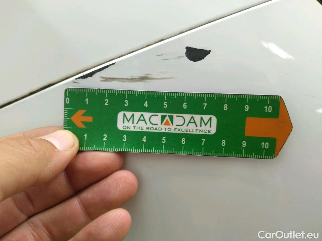  Peugeot  208  Premium 1.5 HDi 100CV BVM6 E6d #9