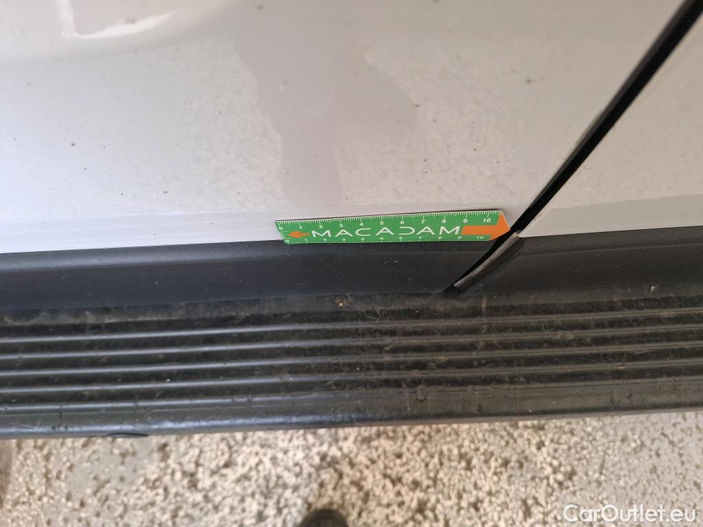  Peugeot  Boxer PEUGEOT  / 2014 / 4P / Fourgon tôlé BlueHDi 120 S&S ASPHALT 330 L2H2 #14