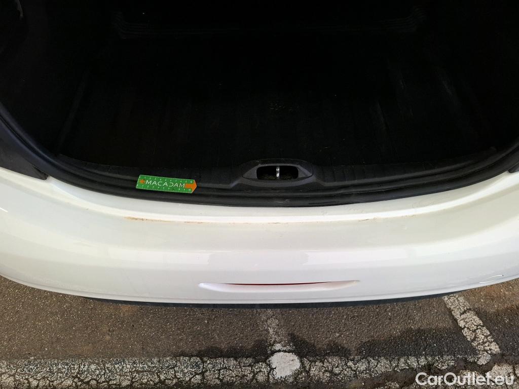  Peugeot  208  Affaire Premium Pack 1.5 HDi 100CV BVM5 E6dT #24