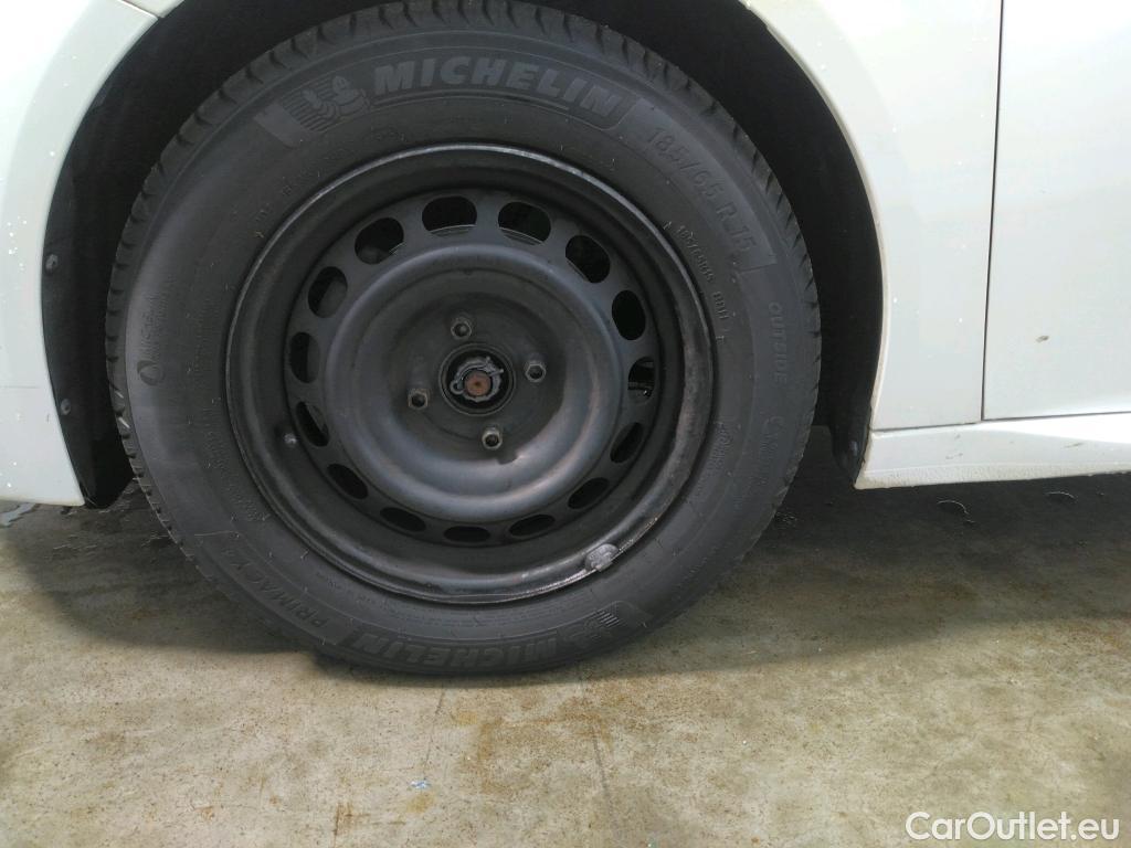  Peugeot  208  Premium 1.5 HDi 100CV BVM6 E6d #35