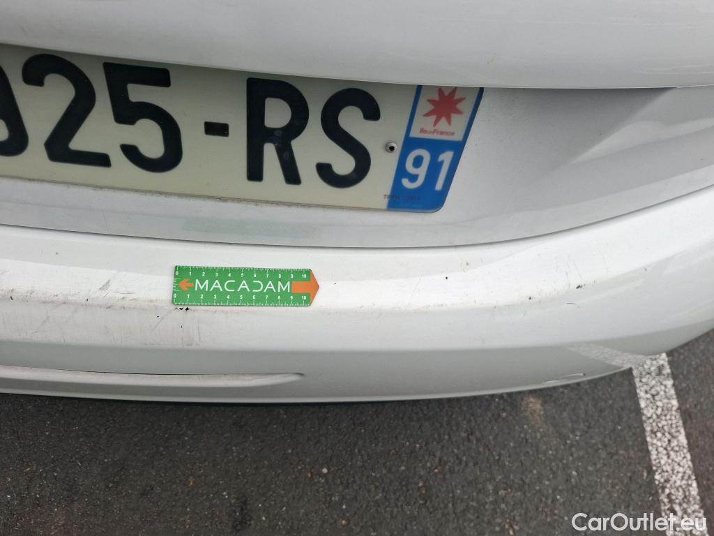  Peugeot  208  Affaire Premium 1.5 HDi 100CV BVM5 E6dT #35