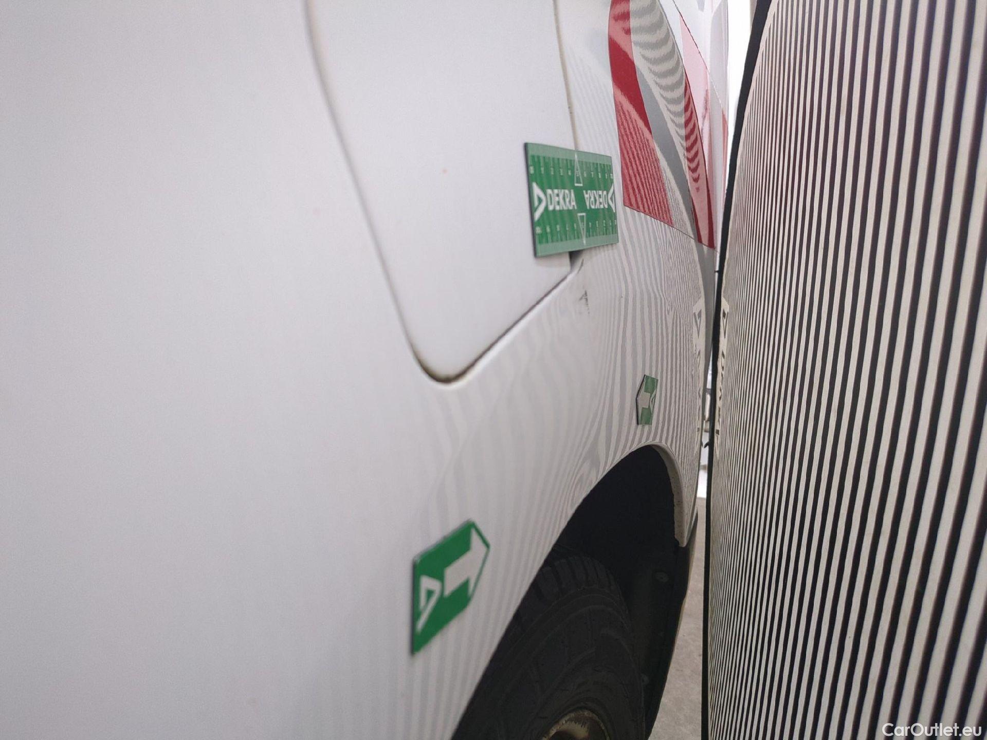  Peugeot  Expert  Fourgon Premium Pack Standard 1.6 HDi 95CV BVM5 E6 #8