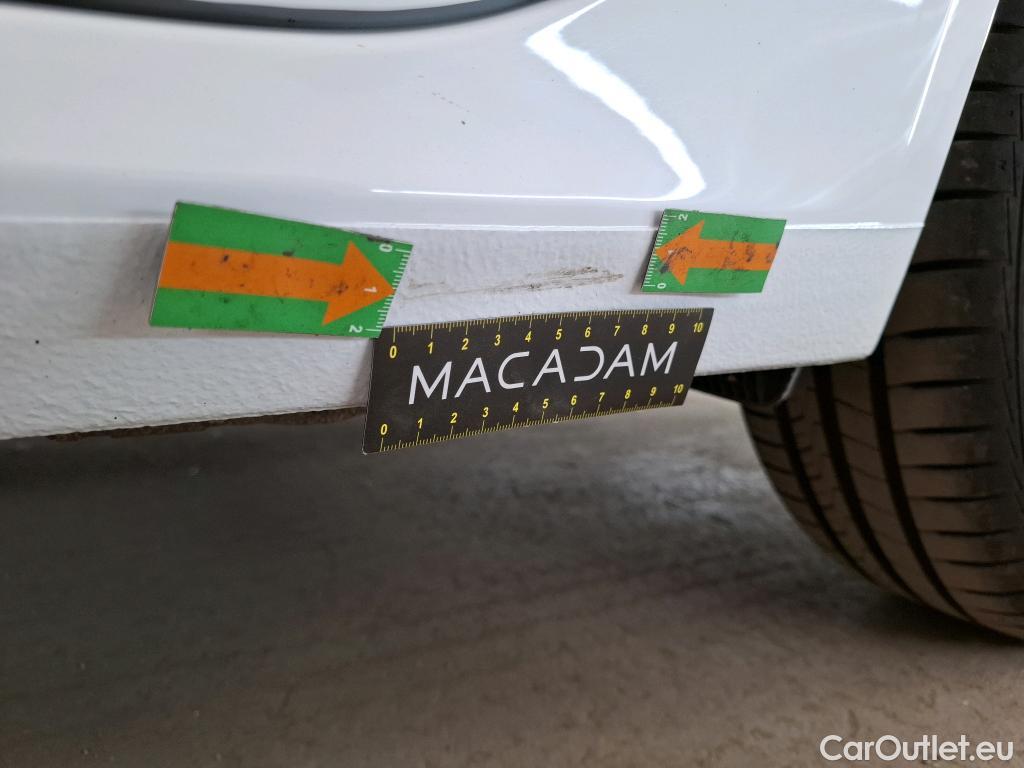  Peugeot  208  Premium 1.2 PureTech 75CV BVM5 E6d #18