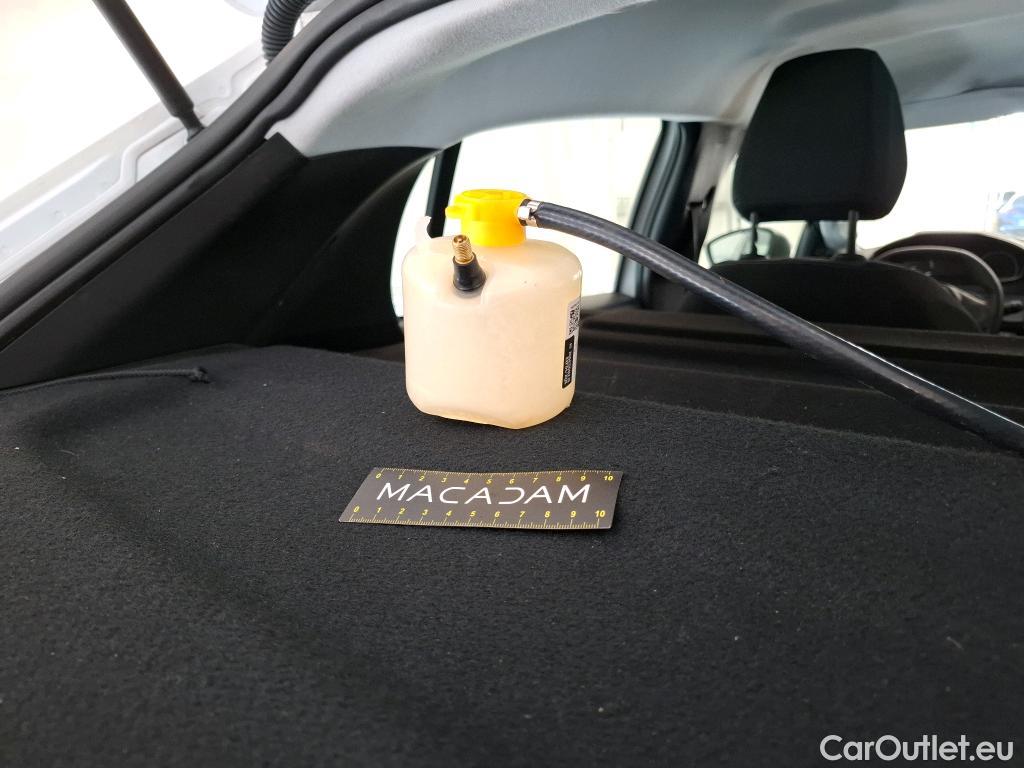  Peugeot  208  Premium 1.2 PureTech 75CV BVM5 E6d #28