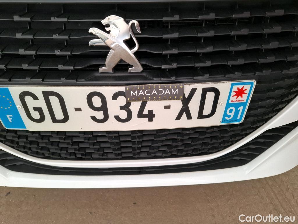  Peugeot  208  Premium 1.2 PureTech 75CV BVM5 E6d #35