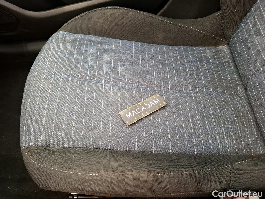  Peugeot  208  Premium 1.2 PureTech 75CV BVM5 E6d #34