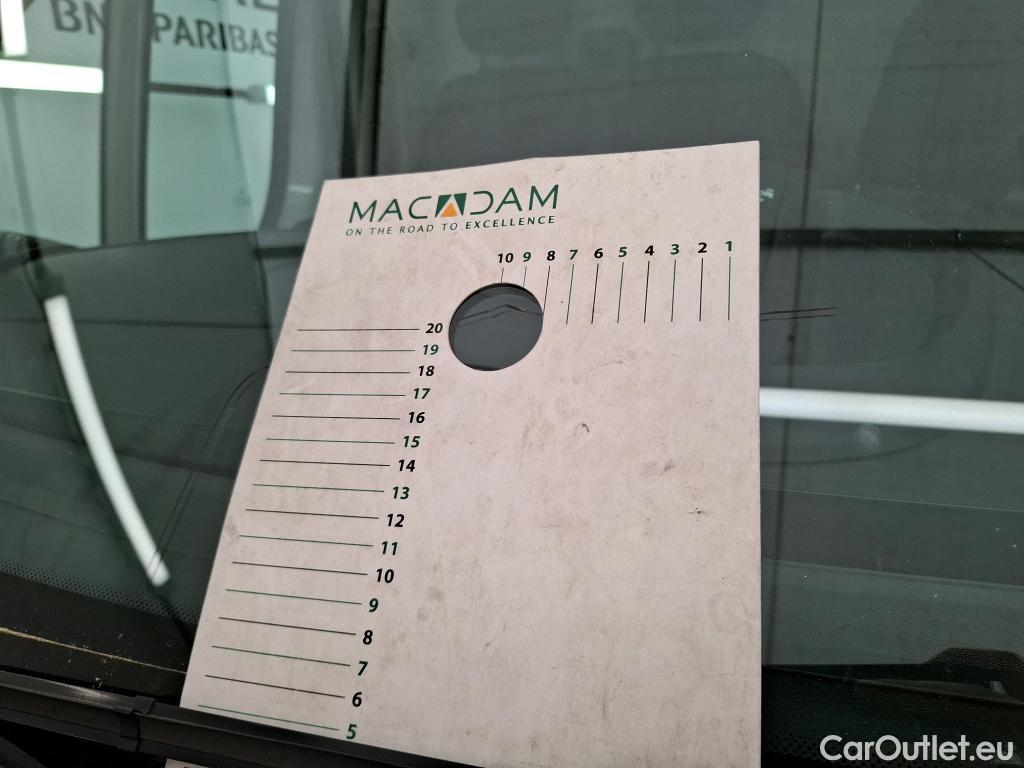  Peugeot  Boxer  Fourgon 330 L1H1 Asphalt BlueHDi 120 Stop&Start 2.2 120CV BVM6 #2