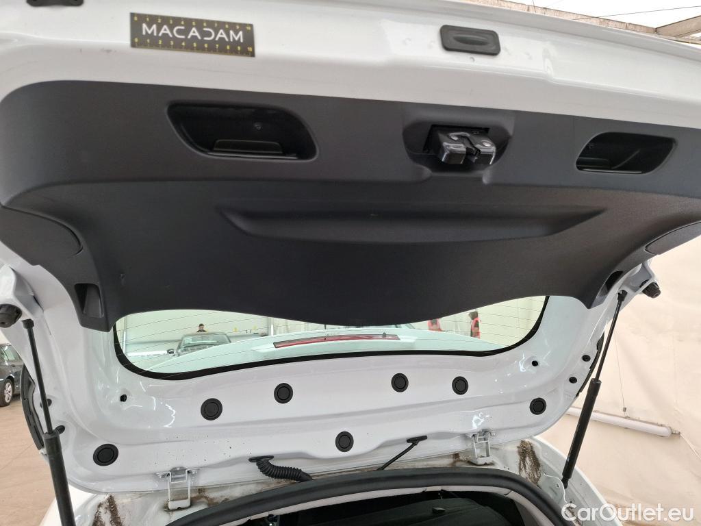  Renault  Clio  IV Air MediaNav 1.5 dCi 75CV BVM5 E6 #28