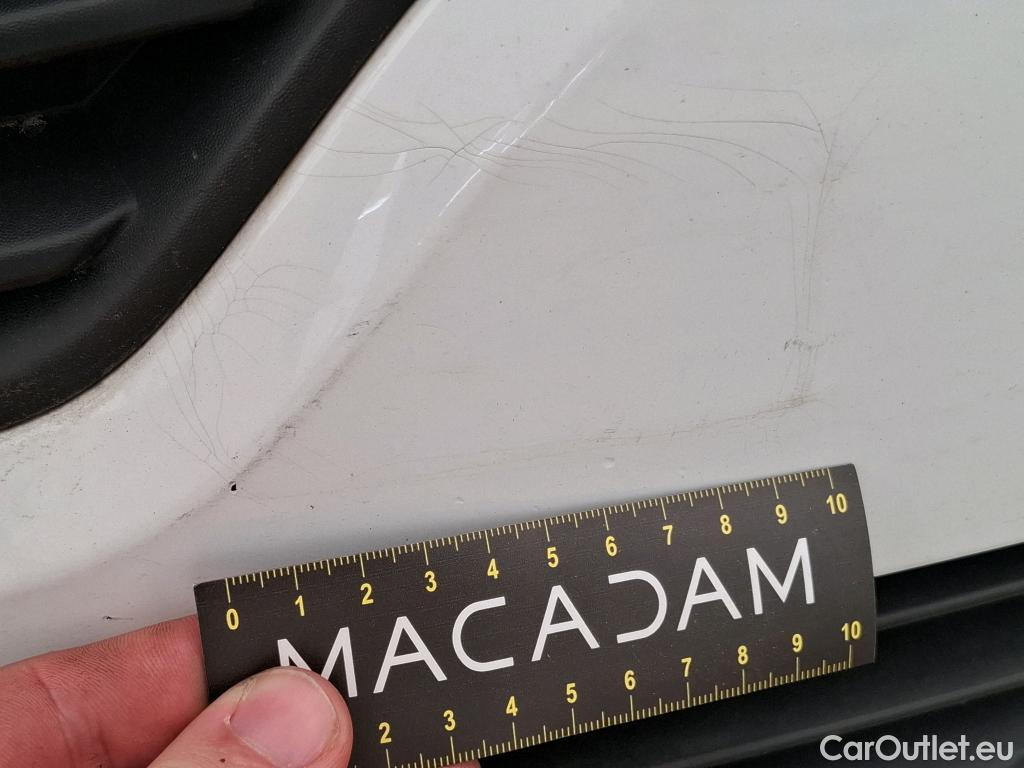  Renault  Clio  IV Air MediaNav 1.5 dCi 75CV BVM5 E6 #22