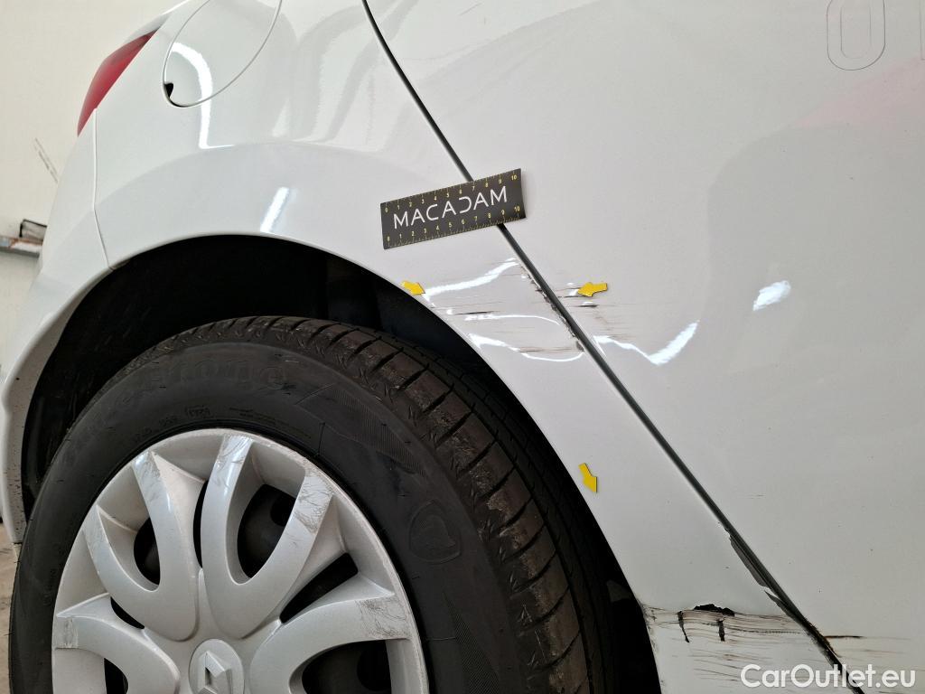  Renault  Clio  IV Air MediaNav 1.5 dCi 75CV BVM5 E6 #18