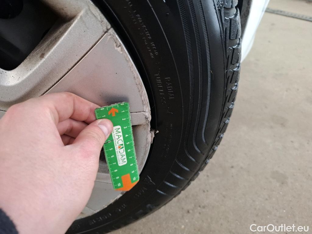  Renault  Clio  IV Air 1.5 dCi 90CV BVM5 E6 #37