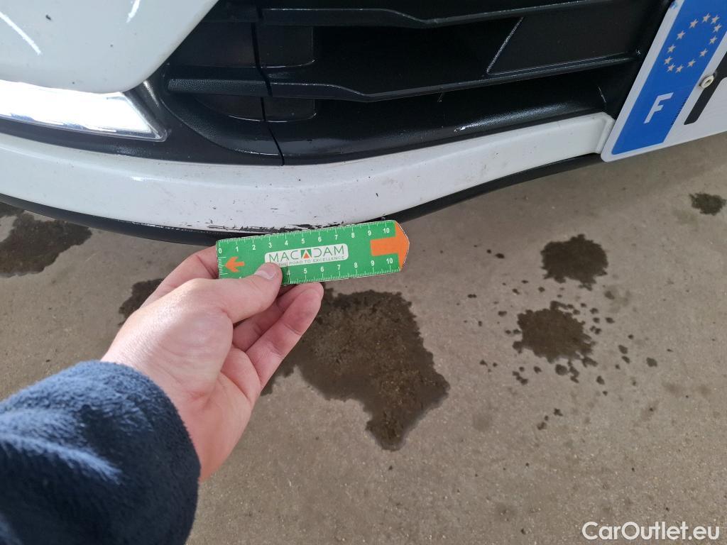  Renault  Clio  IV Air 1.5 dCi 90CV BVM5 E6 #9