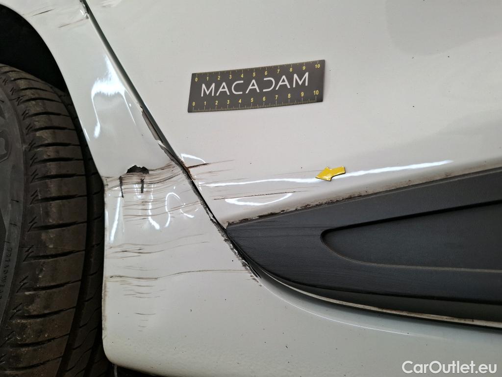  Renault  Clio  IV Air MediaNav 1.5 dCi 75CV BVM5 E6 #9