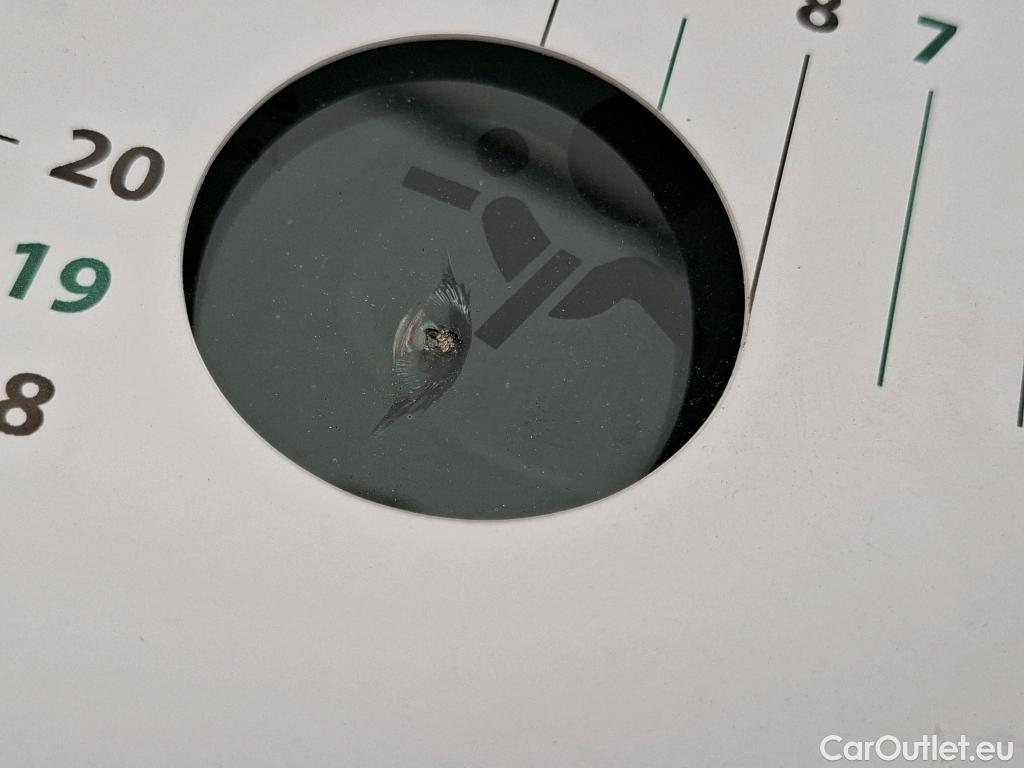  Renault  Clio  IV Air MediaNav 1.5 dCi 75CV BVM5 E6 #16