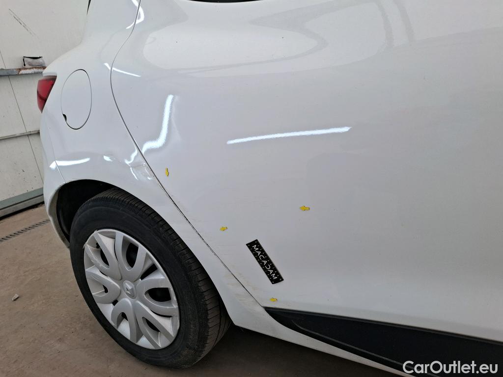  Renault  Clio  IV Air MediaNav 1.5 dCi 75CV BVM5 E6 #13