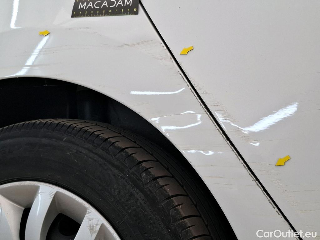  Renault  Clio  IV Air MediaNav 1.5 dCi 75CV BVM5 E6 #4