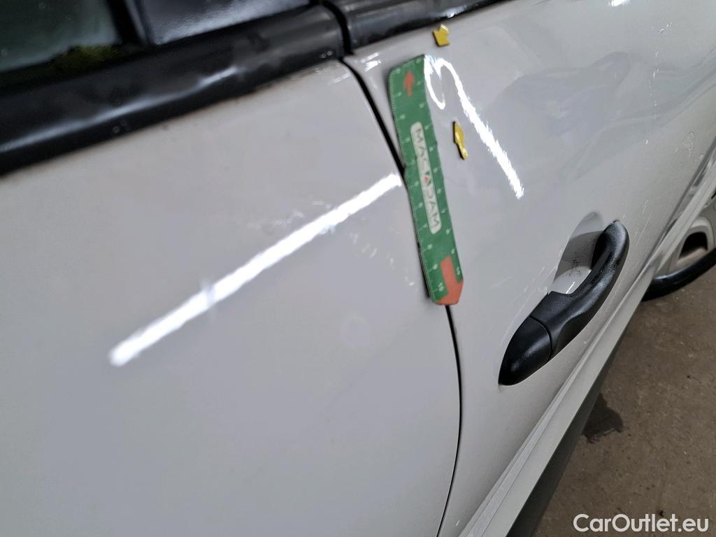  Renault  Clio  IV Air 1.5 dCi 90CV BVM5 E6 #30