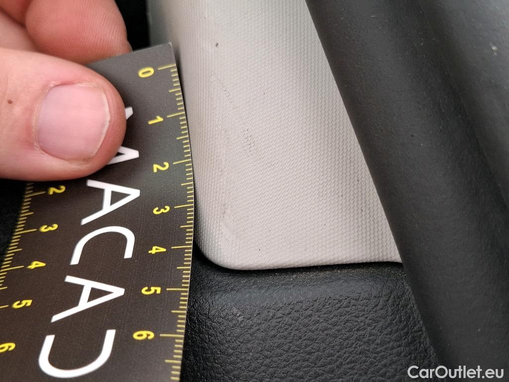  Renault  Clio  IV Air MediaNav 1.5 dCi 75CV BVM5 E6 #42