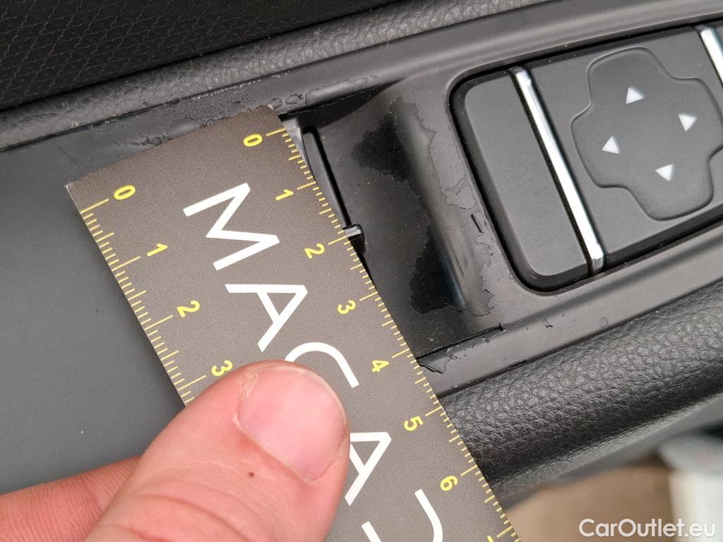  Renault  Clio  IV Air MediaNav 1.5 dCi 75CV BVM5 E6 #36