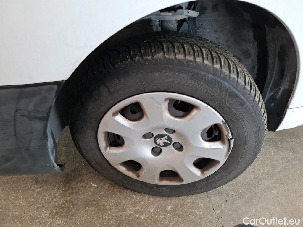  Peugeot  Partner  L1 Premium Pack 1.6 HDi 100CV BVM5 E6 #33