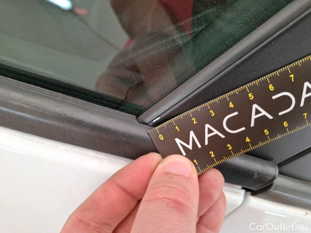  Renault  Clio  IV Air MediaNav 1.5 dCi 75CV BVM5 E6 #46