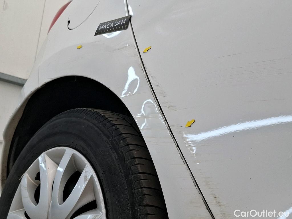  Renault  Clio  IV Air MediaNav 1.5 dCi 75CV BVM5 E6 #5