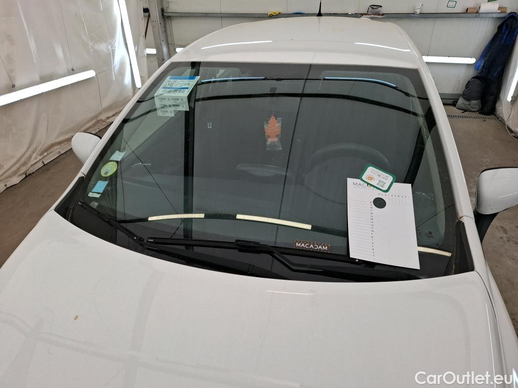  Renault  Clio  IV Air MediaNav 1.5 dCi 75CV BVM5 E6 #44