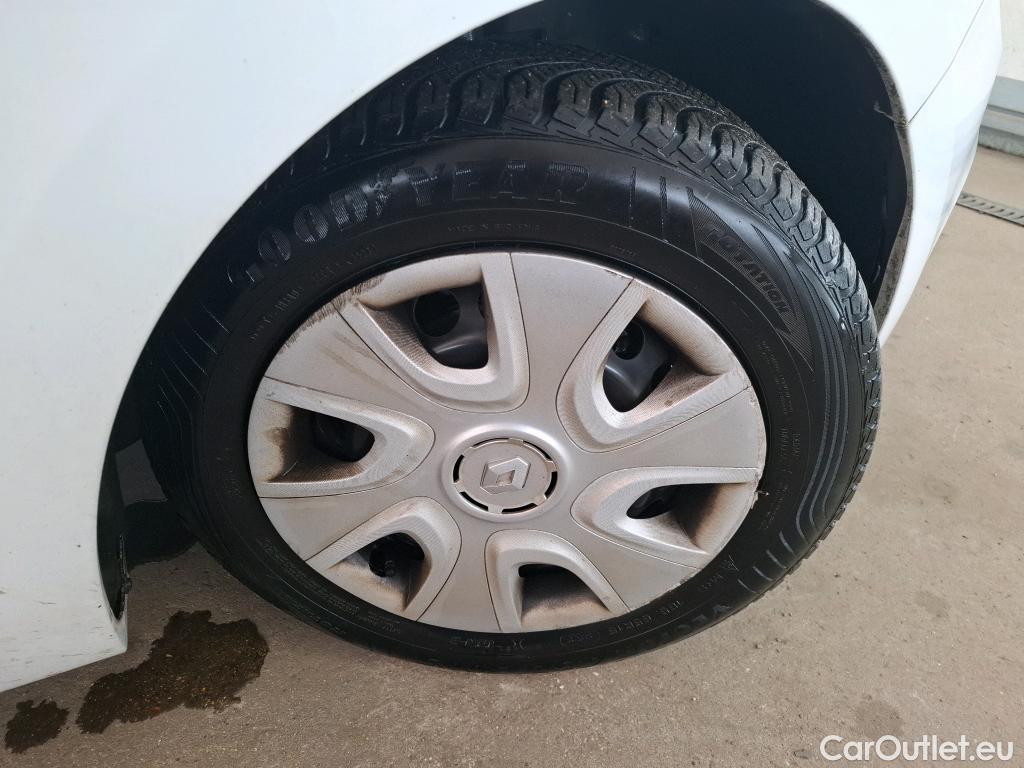  Renault  Clio  IV Air 1.5 dCi 90CV BVM5 E6 #36