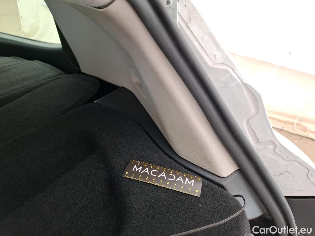  Renault  Clio  IV Air MediaNav 1.5 dCi 75CV BVM5 E6 #40