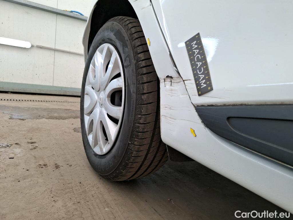  Renault  Clio  IV Air MediaNav 1.5 dCi 75CV BVM5 E6 #6