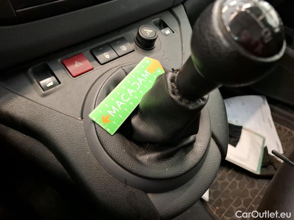  Peugeot  Partner  L1 Premium Pack 1.6 HDi 100CV BVM5 E6 #31