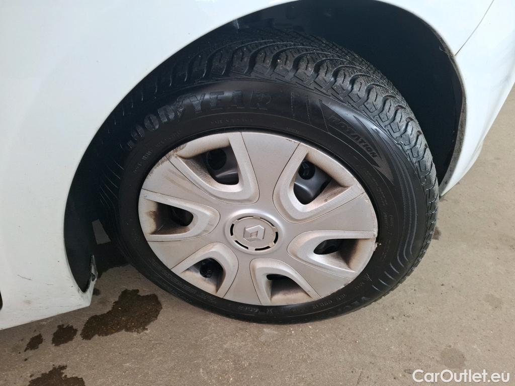  Renault  Clio  IV Air 1.5 dCi 90CV BVM5 E6 #35