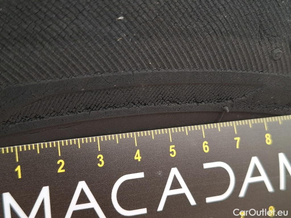  Renault  Clio  IV Air MediaNav 1.5 dCi 75CV BVM5 E6 #33