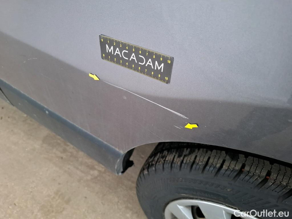  Renault  Trafic RENAULT  / 2019 / 4P / Fourgon tole FG GCF L2H1 1300 dCi 120 #27