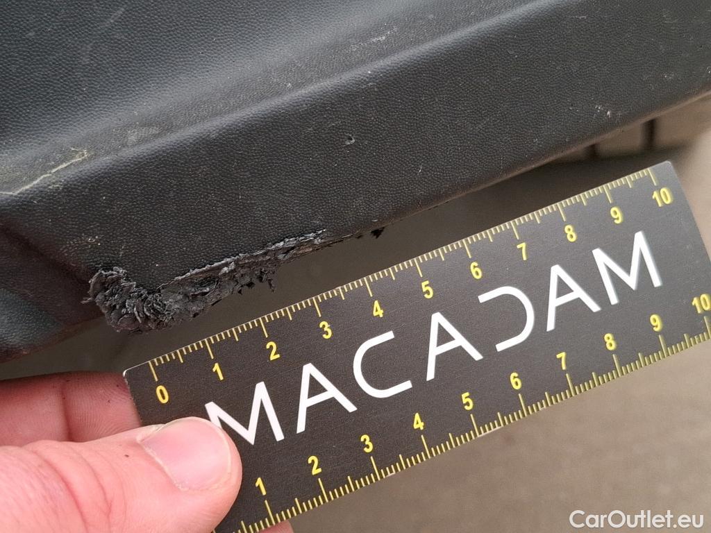  Renault  Master  III Fourgon L2H2 3 3 Grand Confort dCi 135CV BVM6 E6d #6