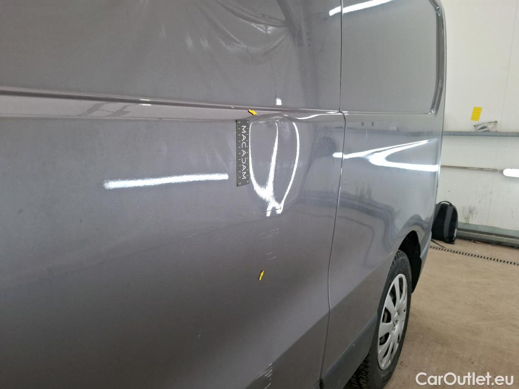  Renault  Trafic RENAULT  / 2019 / 4P / Fourgon tole FG GCF L2H1 1300 dCi 120 #20