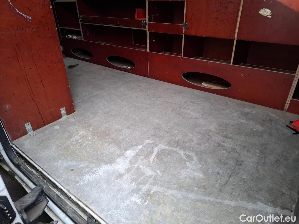  Renault  Master RENAULT  VU 4p Fourgon FG GCf Trac F3500 L2H2 Energy dCi 145 E6 #48