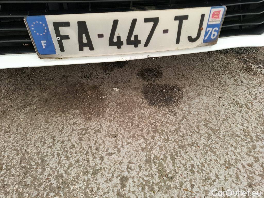  Renault  Megane  IV Berline 5pt. Société Air Nav 1.5 dCi 90CV BVM6 E6 #9