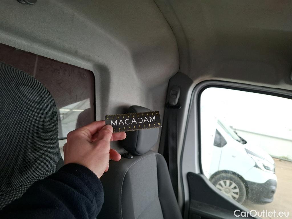  Renault  Master RENAULT  VU 4p Fourgon FG GCf Trac F3500 L2H2 Energy dCi 145 E6 #62