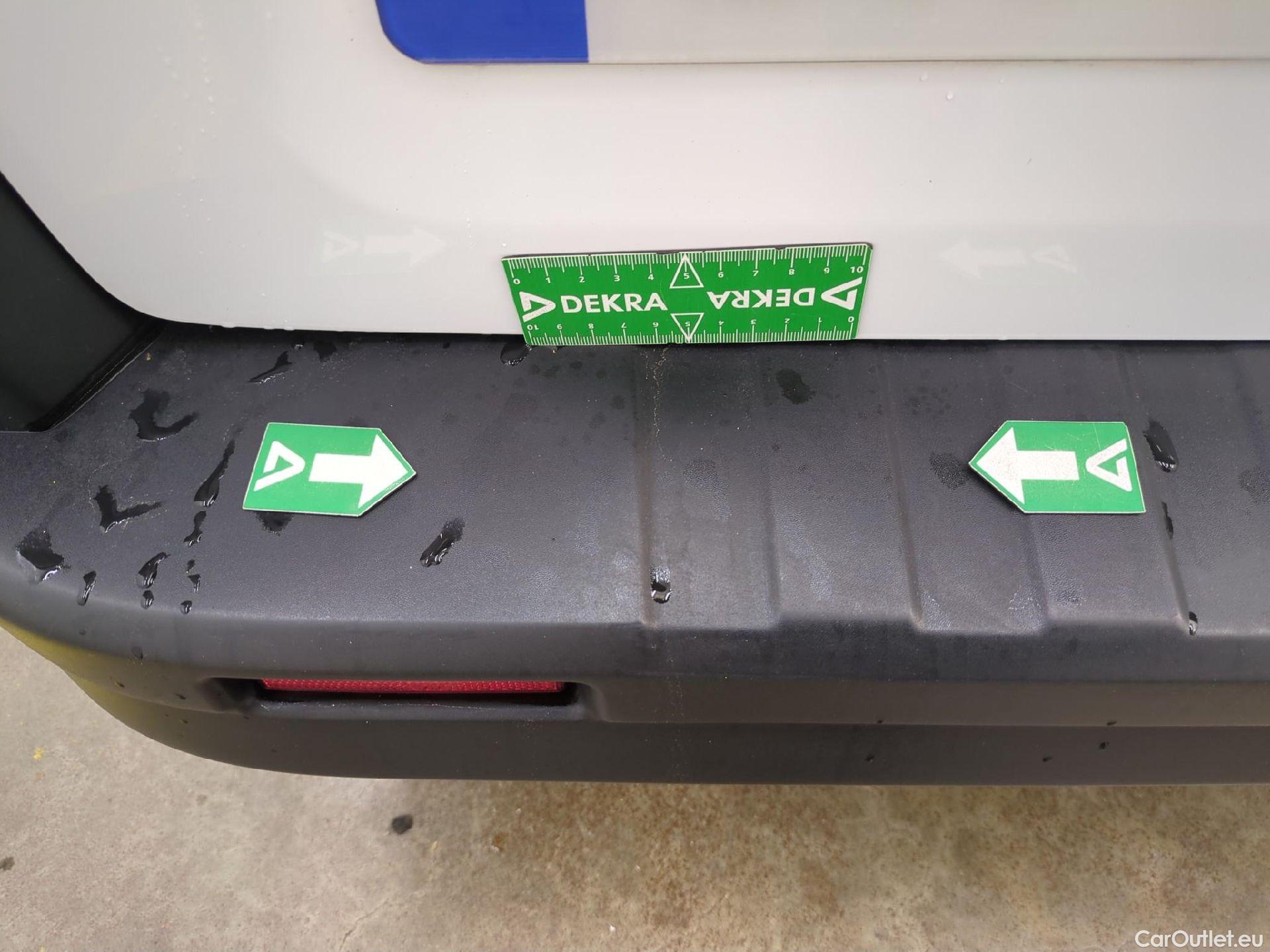  Renault  Trafic  III Fourgon L2H1 3T Confort 2.0 dCi 130CV BVM6 E6d #13