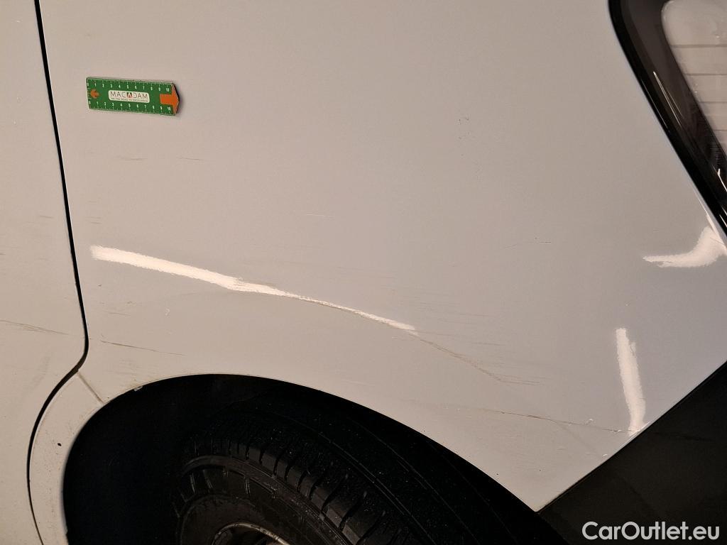  Renault  Master  III Fourgon L2H2 3 5 Confort dCi 135CV BVM6 E6dT #27