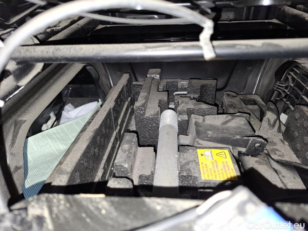  Renault  Master RENAULT  VU 4p Fourgon FG GCf Trac F3500 L2H2 Energy dCi 145 E6 #49