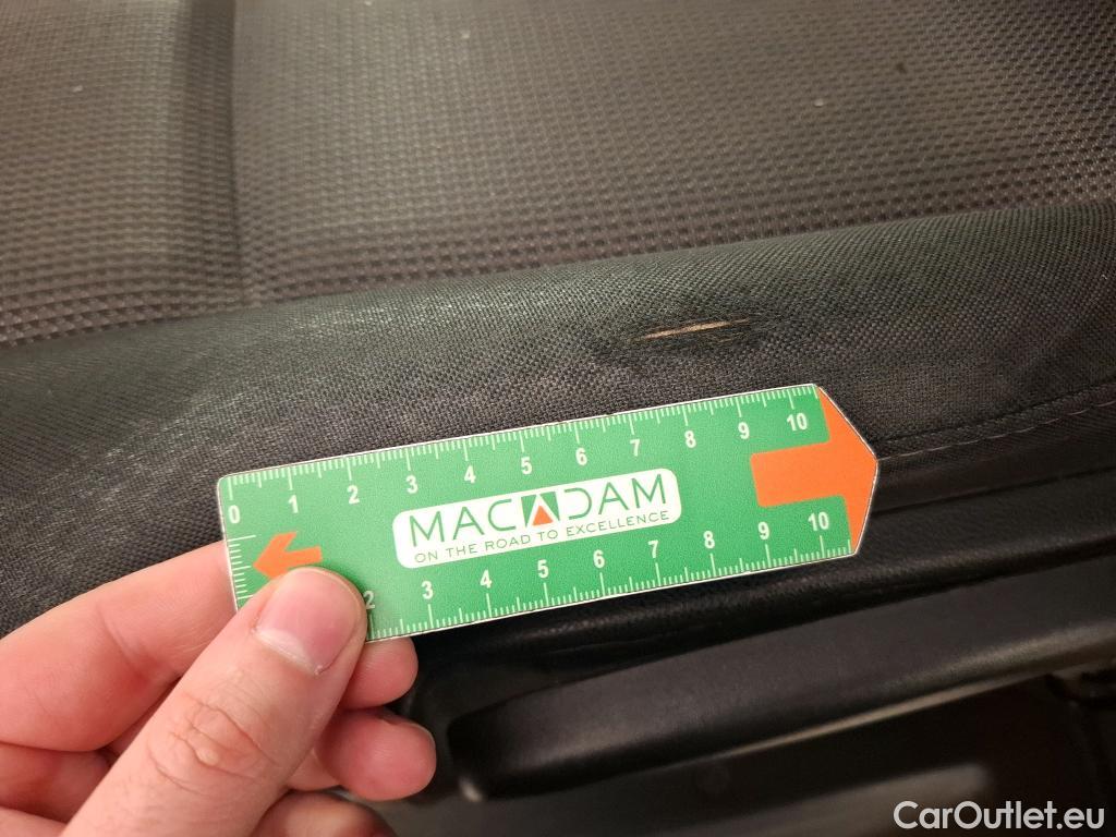  Renault  Master  III Fourgon L2H2 3 5 Confort dCi 135CV BVM6 E6dT #7