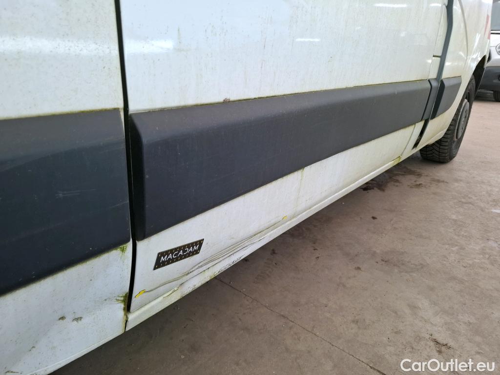  Renault  Master RENAULT  VU 4p Fourgon FG GCf Trac F3500 L2H2 Energy dCi 145 E6 #27
