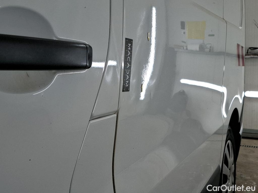  Renault  Trafic  Furgon Grand Confort L1H1 1200 1.6 dCi 125CV BVM6 E6 #18