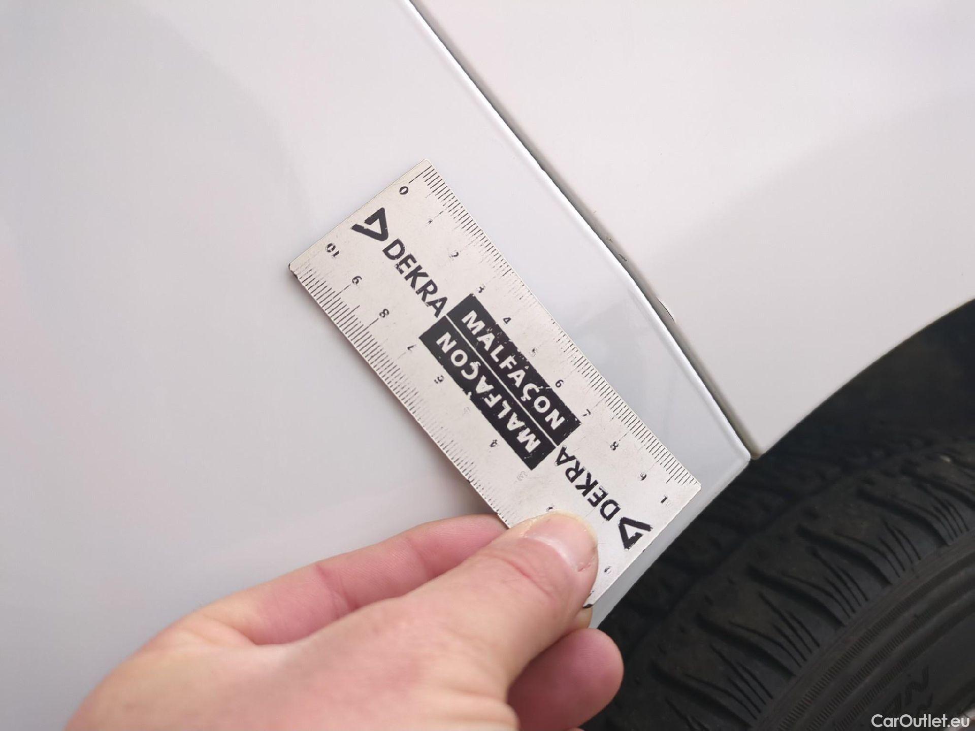  Renault  Trafic  III Fourgon L2H1 3T Confort 2.0 dCi 130CV BVM6 E6d #6